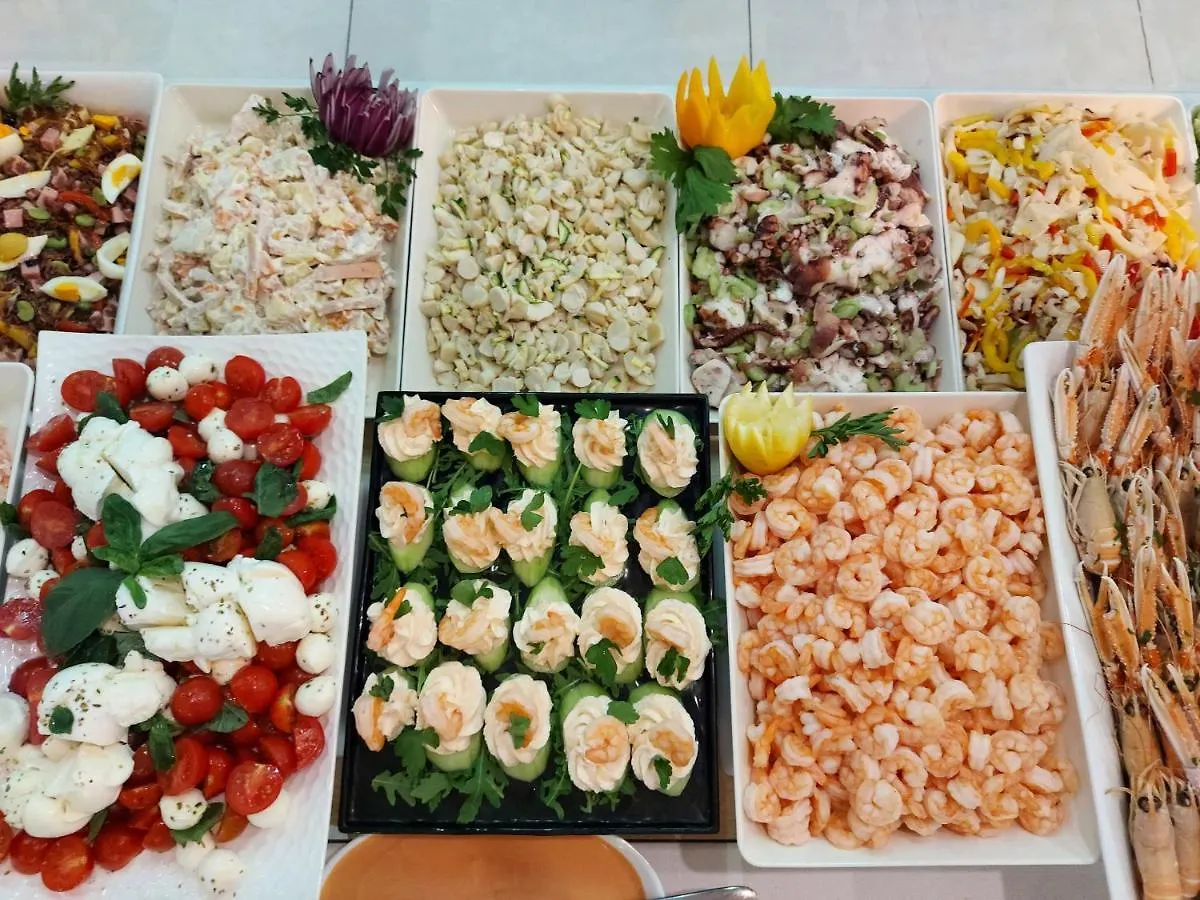 Hotel Nettuno Lido di Jesolo 4*,  İtalya
